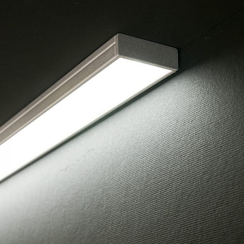 Profil led WIDE24 anodowany, klosz szroniony odcinki: 1m, 2m Topmet realizacja WIDE