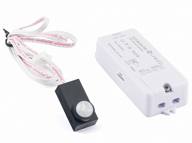 Włącznik ruchowy ULS-80-04-PIR 230V 60º