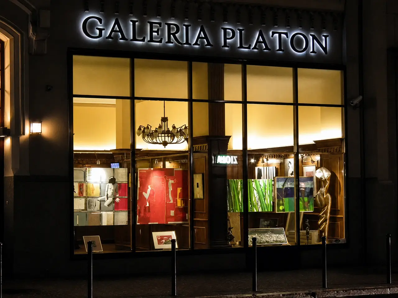Galeria Sztuki Platon Wrocław oświetlenie LED wystawy