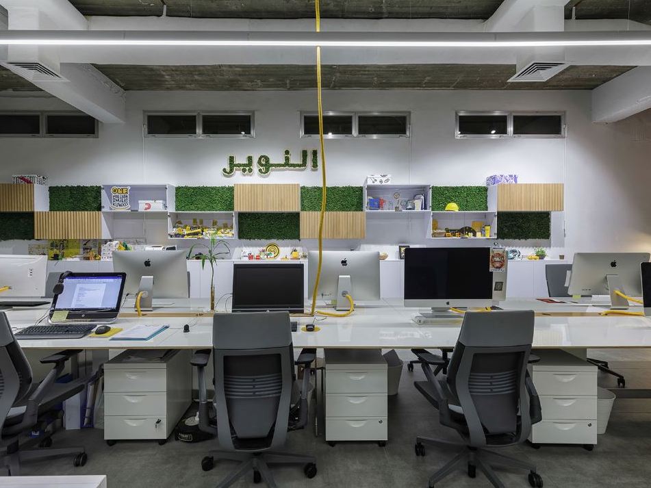 Liniowe oświetlenie LED w Office L2 Kuwait